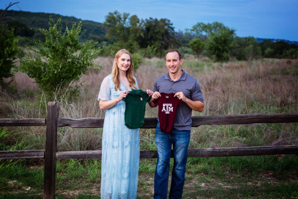 Austin Maternity Session at Common Fords Ranch-15