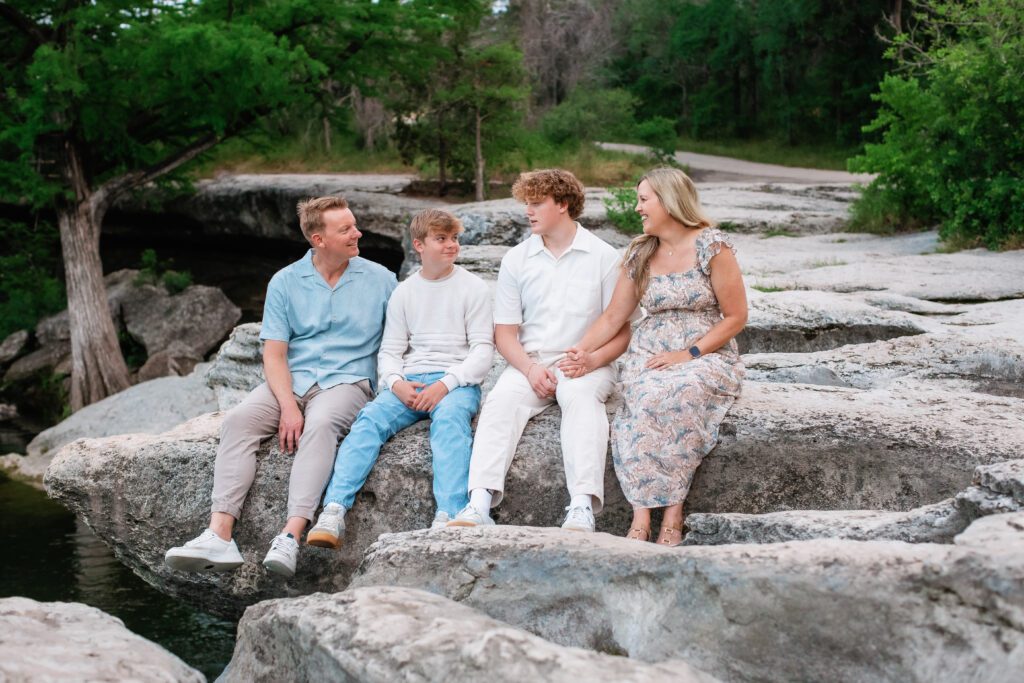 HoneyBook mini session booking