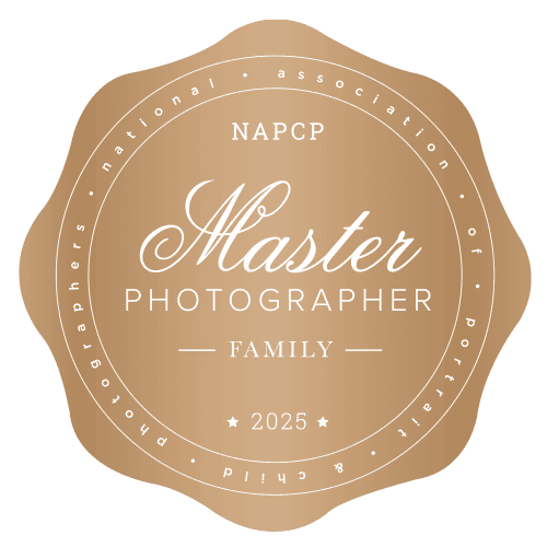MasterPhotographerFamilySeal2025